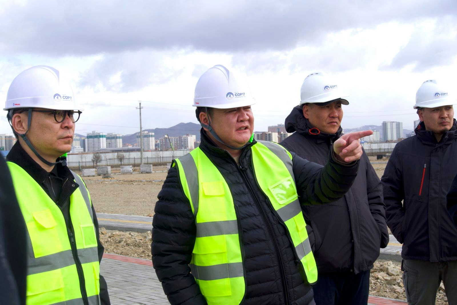 БОУАӨ-ИЙН САЙД Ц.САНДАГ-ОЧИР COP17 ХУРЛЫГ ЗОХИОН БАЙГУУЛАХ ТӨСЛИЙН ТАЛБАЙД АЖИЛЛАЛАА